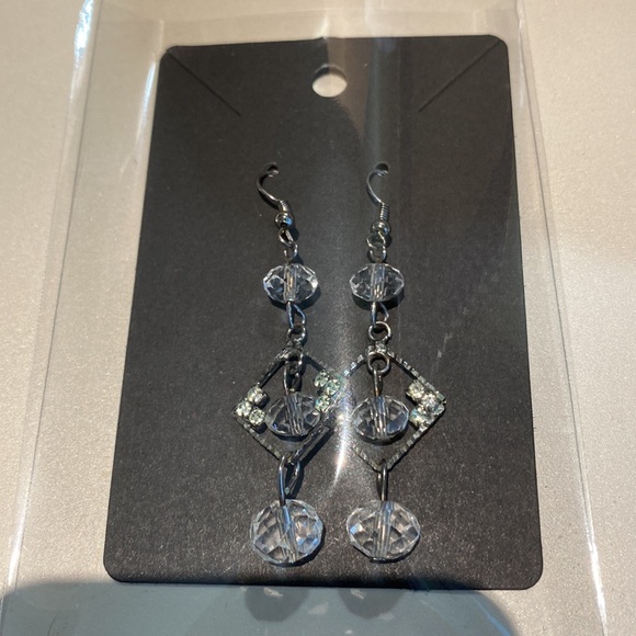 Sparkle & Shine Earrings - Picture 4 of 5